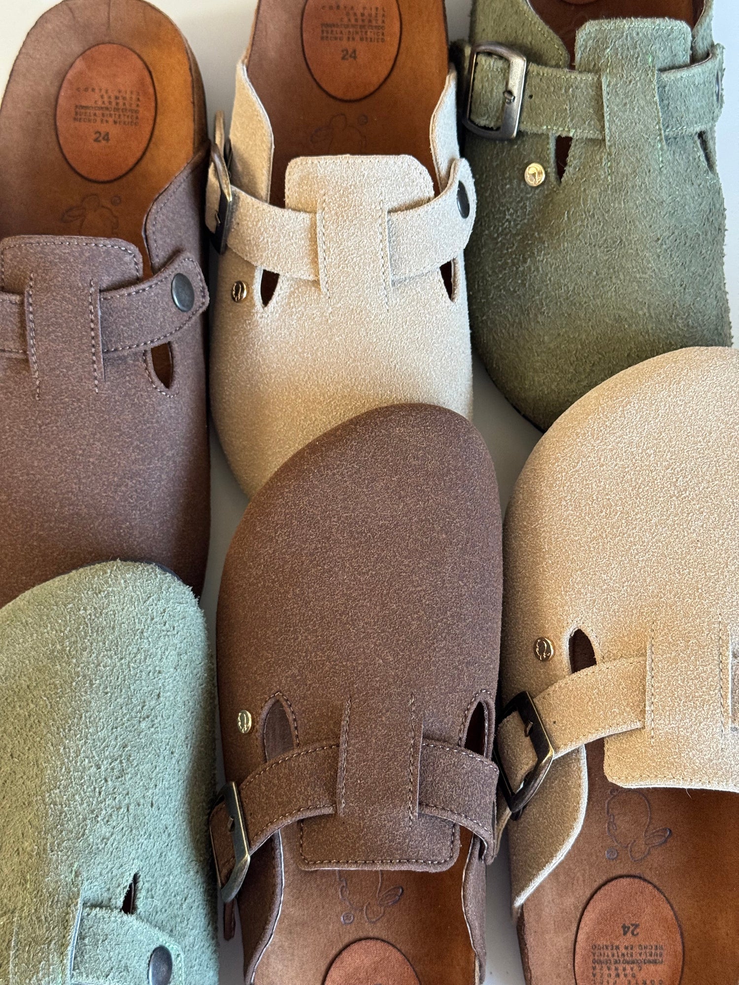 ✨ BONNI CLOGS