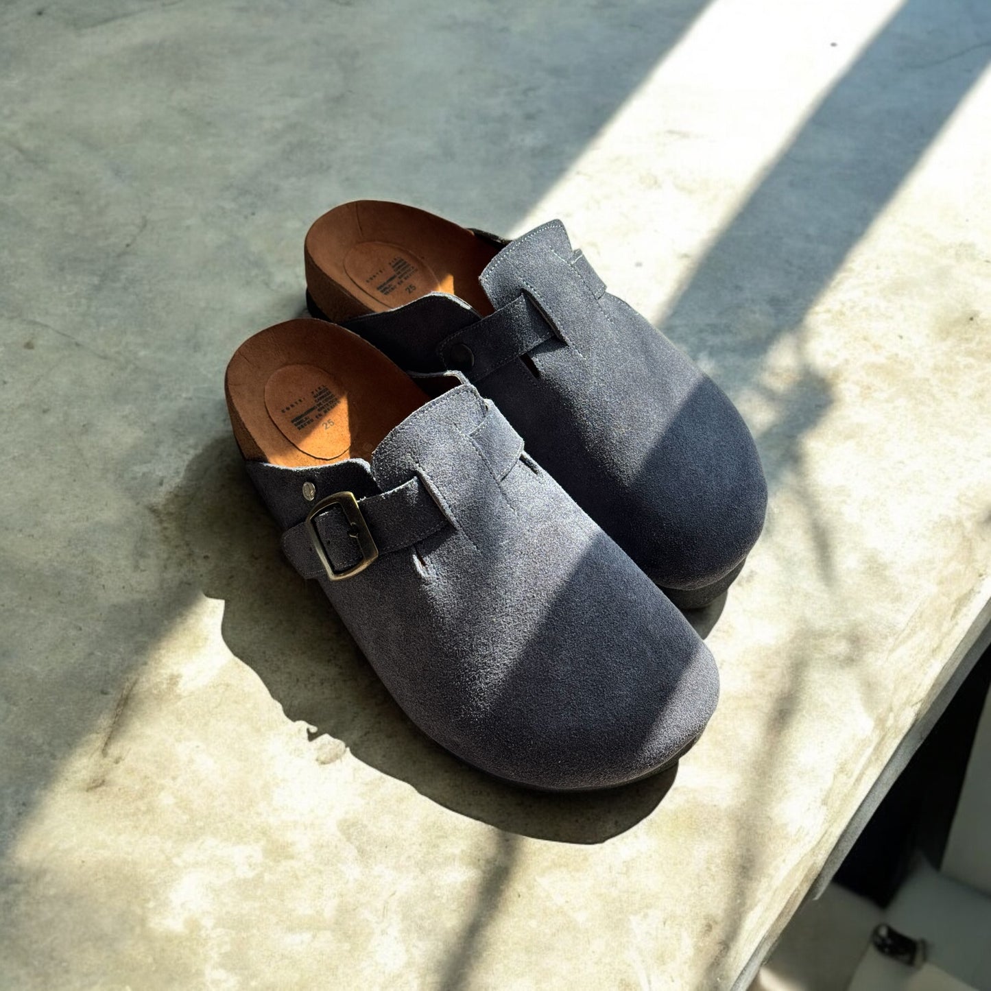 BONNI CLÁSICO GAMUZA - UNISEX