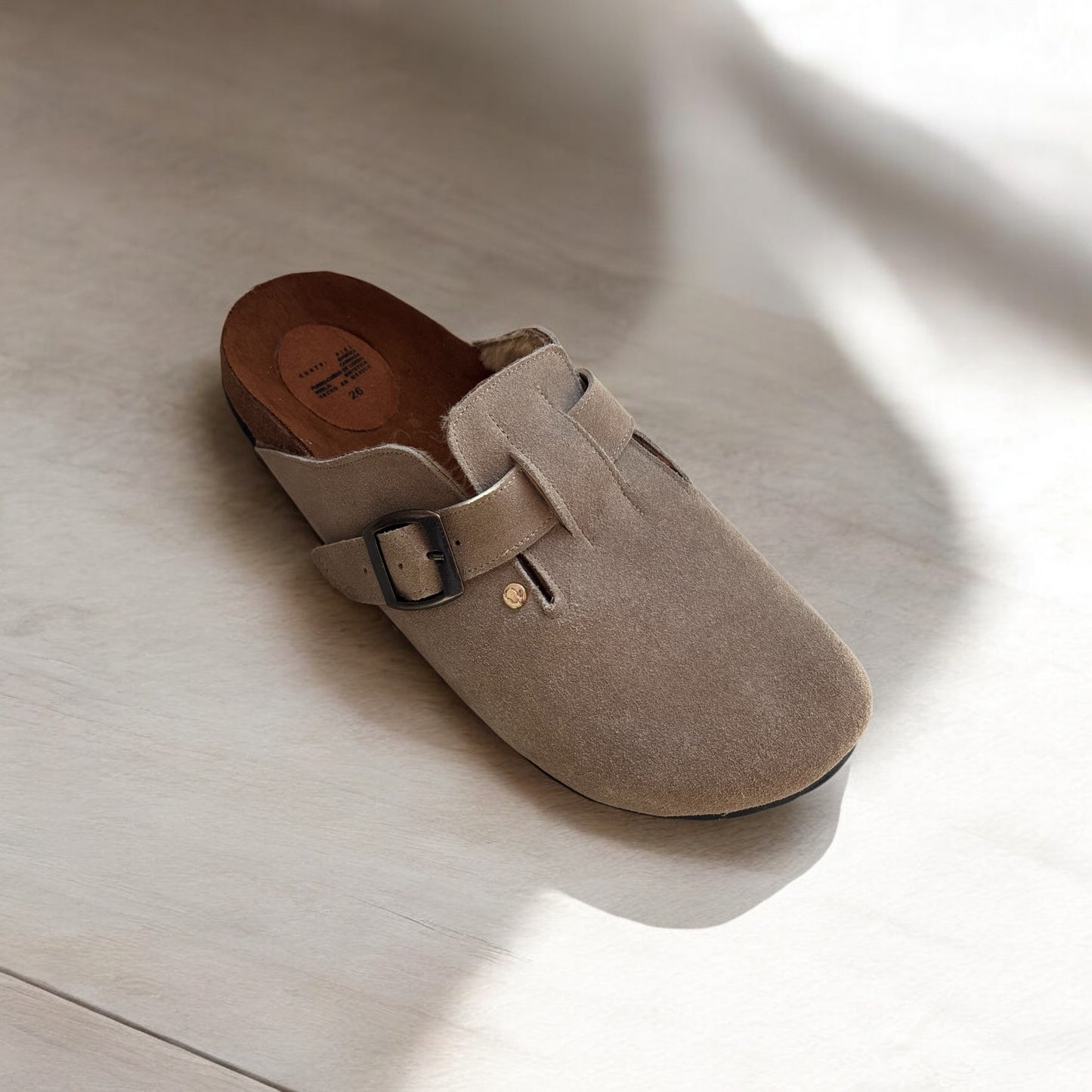 BONNI CLÁSICO GAMUZA - UNISEX