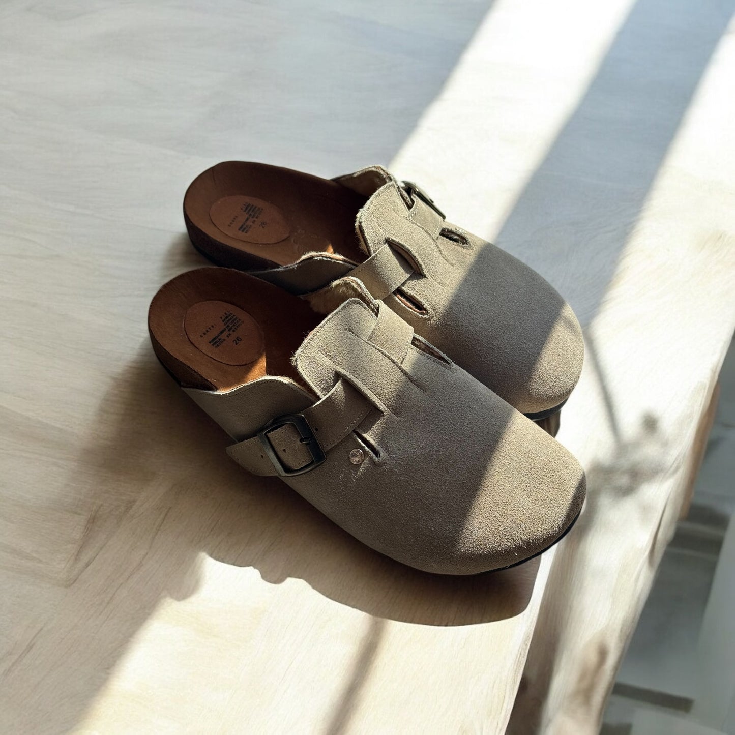 BONNI CLÁSICO GAMUZA - UNISEX