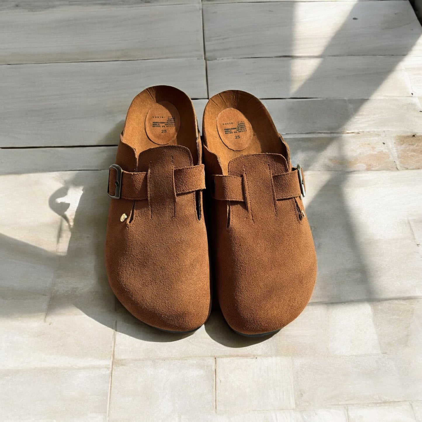 BONNI CLÁSICO GAMUZA - UNISEX