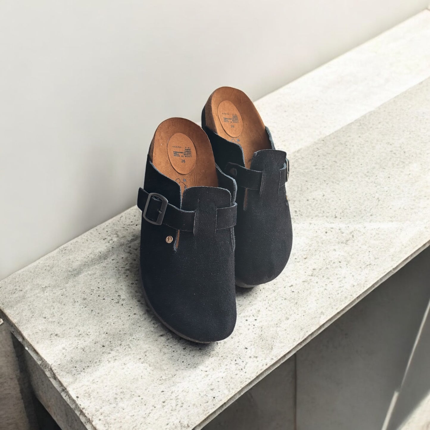 BONNI CLÁSICO GAMUZA - UNISEX